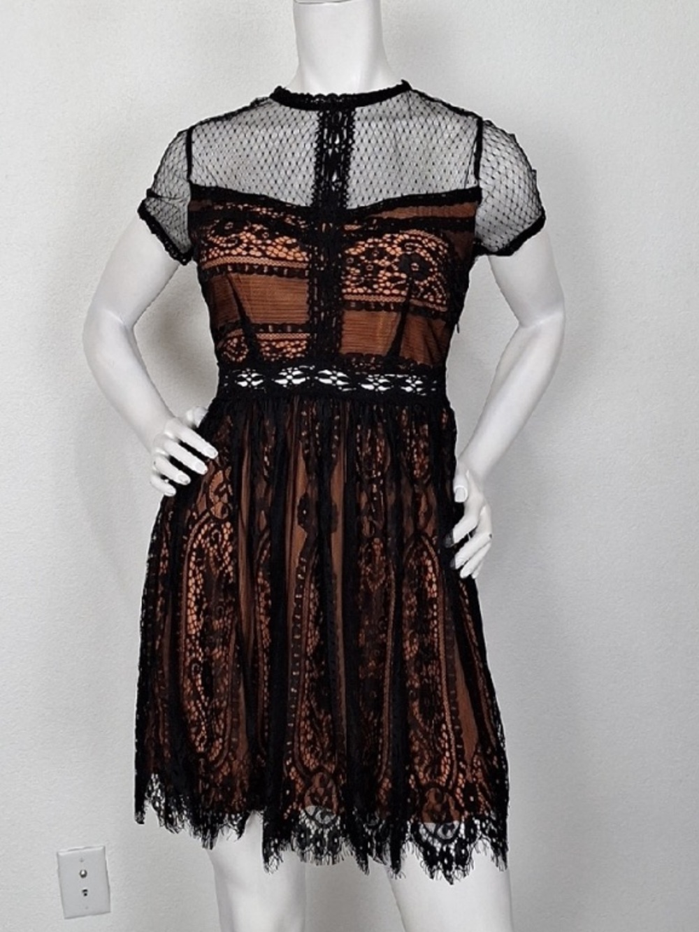 Taylor & Sage Black Brown Short Sleeve Whimsigoth Witchy Mesh Lace Dress Size M